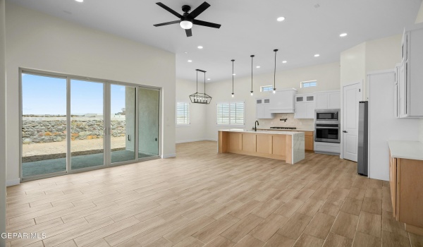 13021 POWICK Drive, El Paso, TX 79928, 4 Habitaciones Habitaciones , ,3 BañosBaños,Residential,En Venta,13021 POWICK Drive,918513