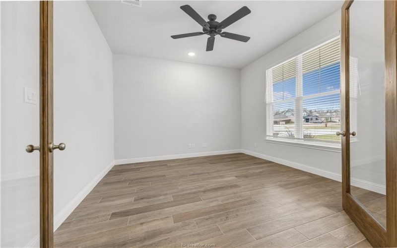 3702 Archer Falls Court, College Station, TX 77845, 3 Habitaciones Habitaciones , ,2 BañosBaños,Residential,En Venta,3702 Archer Falls Court,24013723