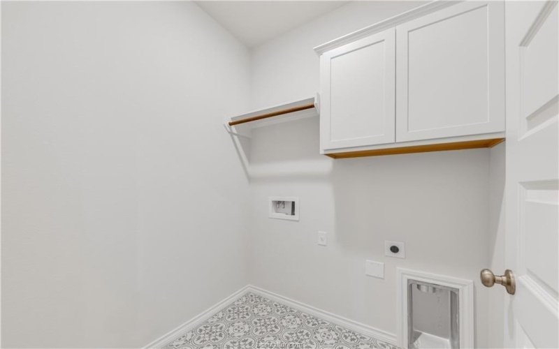 3702 Archer Falls Court, College Station, TX 77845, 3 Habitaciones Habitaciones , ,2 BañosBaños,Residential,En Venta,3702 Archer Falls Court,24013723
