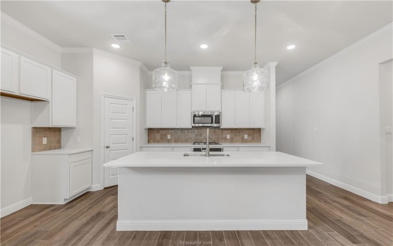 3702 Archer Falls Court, College Station, TX 77845, 3 Habitaciones Habitaciones , ,2 BañosBaños,Residential,En Venta,3702 Archer Falls Court,24013723