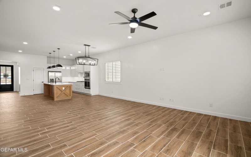 3836 Surmise Street, El Paso, TX 79938, 3 Habitaciones Habitaciones , ,2 BañosBaños,Residential,En Venta,3836 Surmise Street,918523