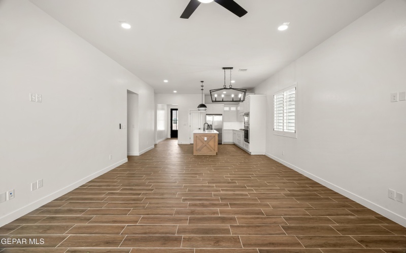 3836 Surmise Street, El Paso, TX 79938, 3 Habitaciones Habitaciones , ,2 BañosBaños,Residential,En Venta,3836 Surmise Street,918523