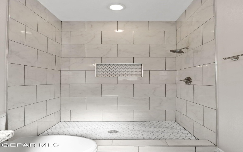 3808 Trace Place, El Paso, TX 79938, 6 Bedrooms Bedrooms, ,5 BathroomsBathrooms,Residential,For Sale,3808 Trace Place,917251