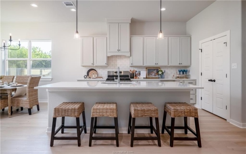 3711 Archer Falls Court, College Station, TX 77845, 4 Bedrooms Bedrooms, ,3 BathroomsBathrooms,Residential,For Sale,3711 Archer Falls Court,24013764