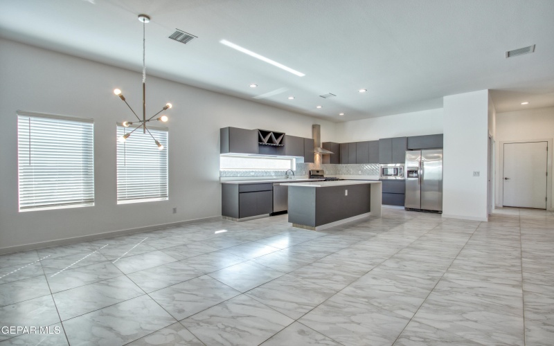 2378 ENCHANTED KNOLL Lane, El Paso, TX 79911, 4 Bedrooms Bedrooms, ,3 BathroomsBathrooms,Residential,For Sale,2378 ENCHANTED KNOLL Lane,917272