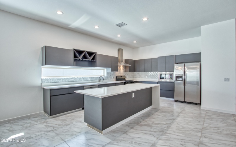 2378 ENCHANTED KNOLL Lane, El Paso, TX 79911, 4 Bedrooms Bedrooms, ,3 BathroomsBathrooms,Residential,For Sale,2378 ENCHANTED KNOLL Lane,917272