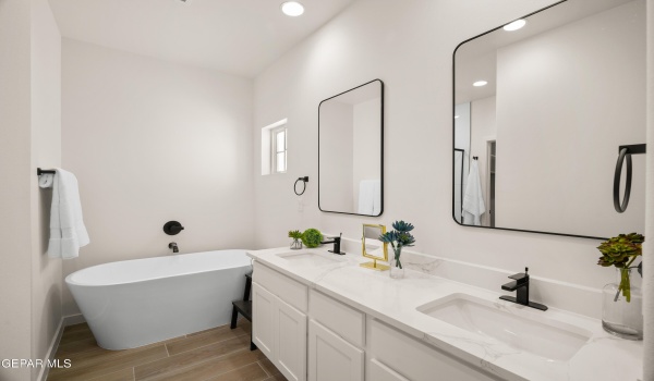 817 Harpendem Drive, El Paso, TX 79928, 4 Bedrooms Bedrooms, ,2 BathroomsBathrooms,Residential,For Sale,817 Harpendem Drive,918549