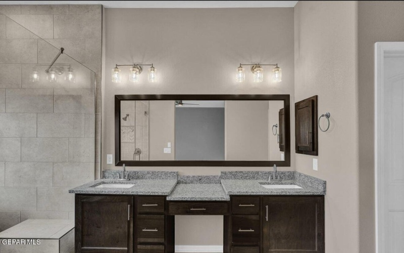 3873 Bubble Place, El Paso, TX 79938, 5 Habitaciones Habitaciones , ,3 BañosBaños,Residential,En Venta,3873 Bubble Place,917290