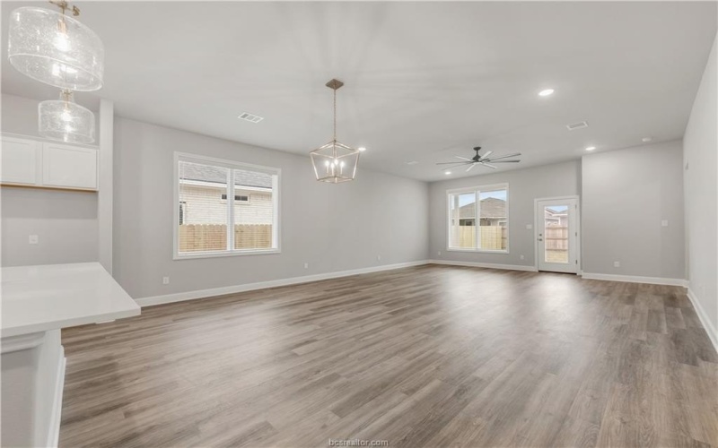 6113 Pocono Drive, College Station, TX 77845, 3 Bedrooms Bedrooms, ,2 BathroomsBathrooms,Residential,For Sale,6113 Pocono Drive,24014137