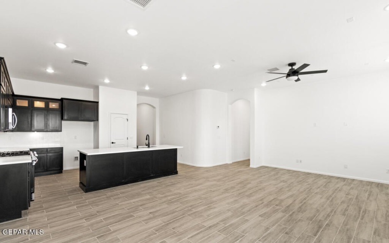 15213 Steer Drive, El Paso, TX 79938, 4 Bedrooms Bedrooms, ,2 BathroomsBathrooms,Residential,For Sale,15213 Steer Drive,918566