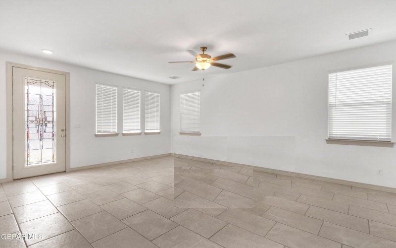 3724 Hill Top Place, El Paso, TX 79938, 4 Habitaciones Habitaciones , ,2 BañosBaños,Residential,En Venta,3724 Hill Top Place,917349
