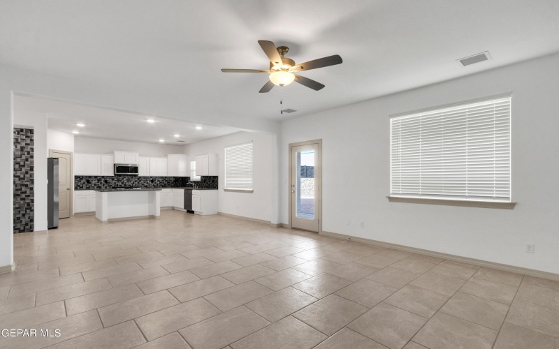 3724 Hill Top Place, El Paso, TX 79938, 4 Habitaciones Habitaciones , ,2 BañosBaños,Residential,En Venta,3724 Hill Top Place,917349
