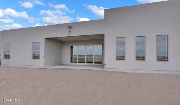 12865 Kingsbury Avenue, Horizon City, TX 79928, 4 Bedrooms Bedrooms, ,3 BathroomsBathrooms,Residential,For Sale,12865 Kingsbury Avenue,918683