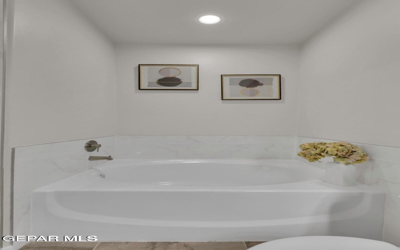 822 HARPENDEM Drive, Horizon City, TX 79928, 4 Bedrooms Bedrooms, ,3 BathroomsBathrooms,Residential,For Sale,822 HARPENDEM Drive,918695