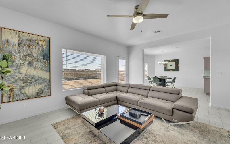 818 HARPENDEM Drive, Horizon City, TX 79928, 4 Bedrooms Bedrooms, ,2 BathroomsBathrooms,Residential,For Sale,818 HARPENDEM Drive,918699