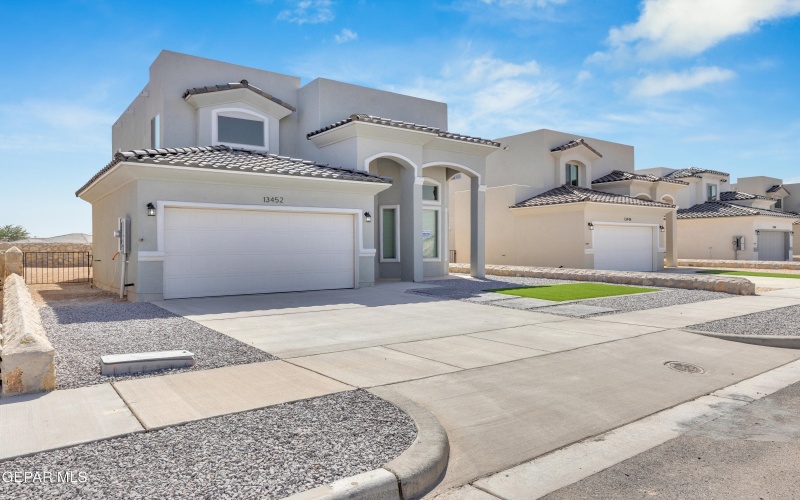818 HARPENDEM Drive, Horizon City, TX 79928, 4 Bedrooms Bedrooms, ,2 BathroomsBathrooms,Residential,For Sale,818 HARPENDEM Drive,918699