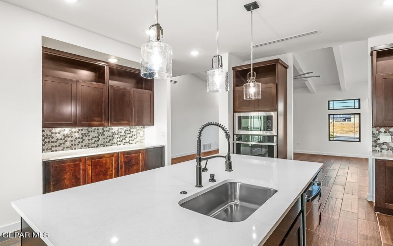 5953 Ruidoso Downs Street, El Paso, TX 79932, 4 Habitaciones Habitaciones , ,2 BañosBaños,Residential,En Venta,5953 Ruidoso Downs Street,917409