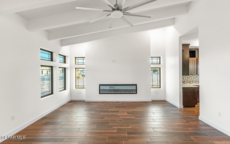 5953 Ruidoso Downs Street, El Paso, TX 79932, 4 Habitaciones Habitaciones , ,2 BañosBaños,Residential,En Venta,5953 Ruidoso Downs Street,917409