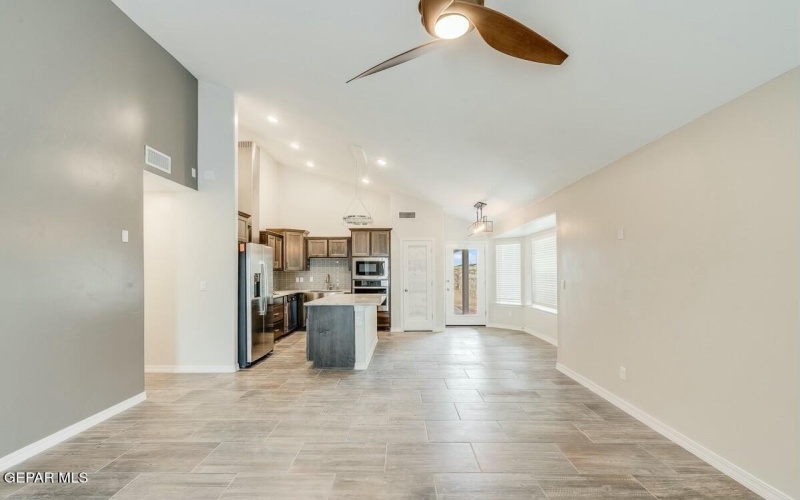 3864 Surmise Street, El Paso, TX 79938, 4 Bedrooms Bedrooms, ,2 BathroomsBathrooms,Residential,For Sale,3864 Surmise Street,917413