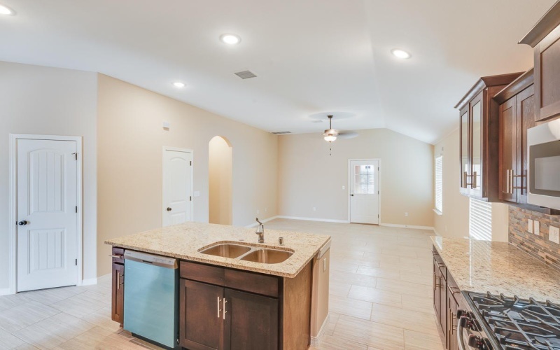 15233 Steer Drive, El Paso, TX 79938, 3 Bedrooms Bedrooms, ,2 BathroomsBathrooms,Residential,For Sale,15233 Steer Drive,917628
