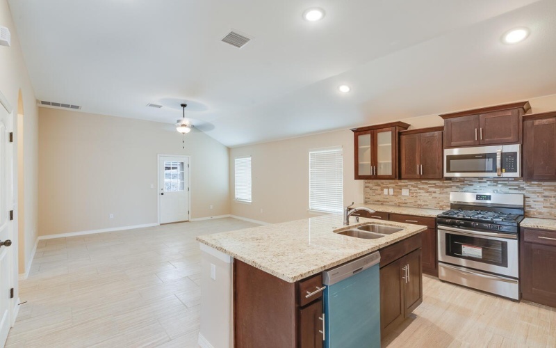15233 Steer Drive, El Paso, TX 79938, 3 Bedrooms Bedrooms, ,2 BathroomsBathrooms,Residential,For Sale,15233 Steer Drive,917628