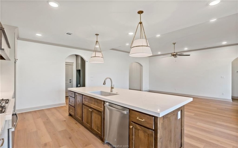 5006 Royal Arch Drive, Bryan, TX 77802, 4 Bedrooms Bedrooms, ,2 BathroomsBathrooms,Residential,For Sale,5006 Royal Arch Drive,24015539
