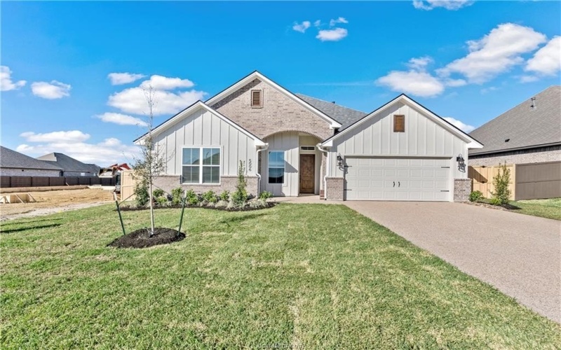 5006 Royal Arch Drive, Bryan, TX 77802, 4 Bedrooms Bedrooms, ,2 BathroomsBathrooms,Residential,For Sale,5006 Royal Arch Drive,24015539