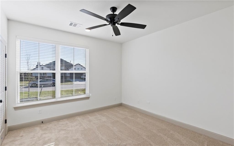 5006 Royal Arch Drive, Bryan, TX 77802, 4 Bedrooms Bedrooms, ,2 BathroomsBathrooms,Residential,For Sale,5006 Royal Arch Drive,24015539