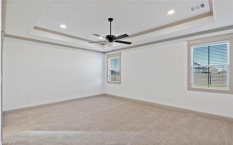 5006 Royal Arch Drive, Bryan, TX 77802, 4 Bedrooms Bedrooms, ,2 BathroomsBathrooms,Residential,For Sale,5006 Royal Arch Drive,24015539