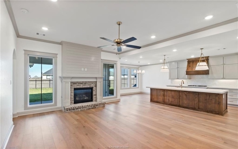 5006 Royal Arch Drive, Bryan, TX 77802, 4 Bedrooms Bedrooms, ,2 BathroomsBathrooms,Residential,For Sale,5006 Royal Arch Drive,24015539