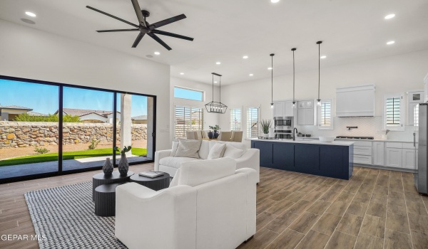 13012 POWICK Drive, El Paso, TX 79928, 4 Habitaciones Habitaciones , ,3 BañosBaños,Residential,En Venta,13012 POWICK Drive,919415