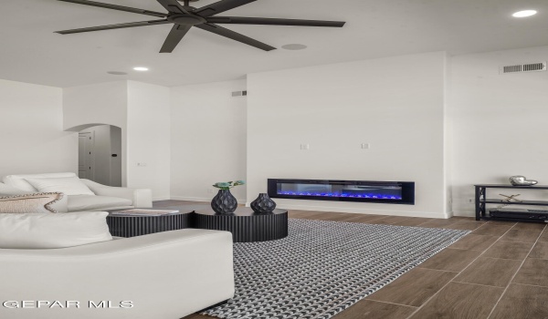 13012 POWICK Drive, El Paso, TX 79928, 4 Habitaciones Habitaciones , ,3 BañosBaños,Residential,En Venta,13012 POWICK Drive,919415