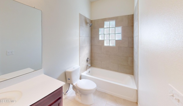 14324 Steve Joyce Parkway, Horizon City, TX 79928, 3 Habitaciones Habitaciones , ,2 BañosBaños,Residential,En Venta,14324 Steve Joyce Parkway,919445