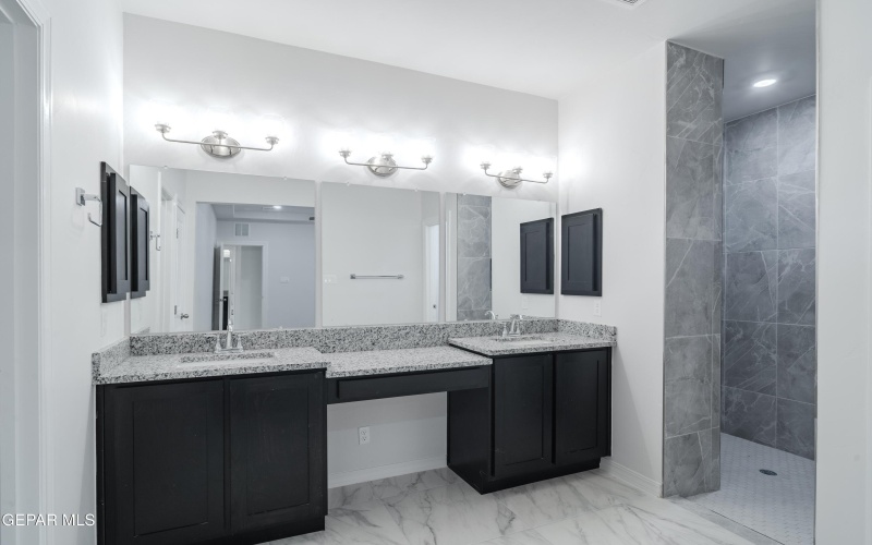 701 CEDARWOOD Avenue, El Paso, TX 79928, 3 Bedrooms Bedrooms, ,3 BathroomsBathrooms,Residential,For Sale,701 CEDARWOOD Avenue,919531