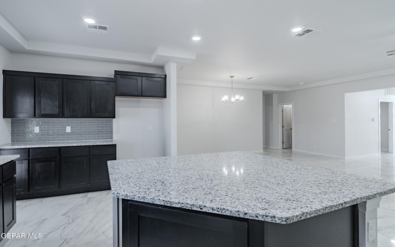 701 CEDARWOOD Avenue, El Paso, TX 79928, 3 Bedrooms Bedrooms, ,3 BathroomsBathrooms,Residential,For Sale,701 CEDARWOOD Avenue,919531