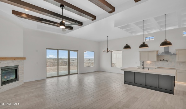 12909 Pontesbury Drive, El Paso, TX 79928, 4 Habitaciones Habitaciones , ,3 BañosBaños,Residential,En Venta,12909 Pontesbury Drive,919547