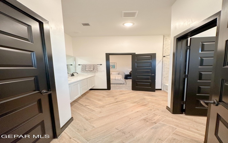 2382 ENCHANTED KNOLL Lane, El Paso, TX 79911, 4 Habitaciones Habitaciones , ,3 BañosBaños,Residential,En Venta,2382 ENCHANTED KNOLL Lane,919576