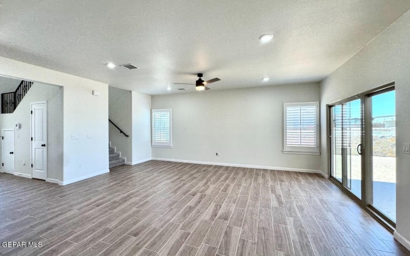 14617 Tierra Nectar Avenue, El Paso, TX 79938, 5 Bedrooms Bedrooms, ,3 BathroomsBathrooms,Residential,For Sale,14617 Tierra Nectar Avenue,919659
