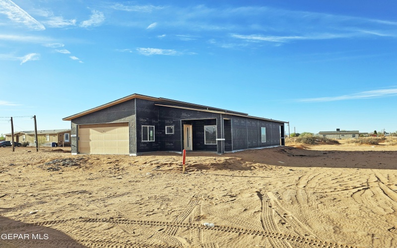1000 Sunrise Drive, Chaparral, NM 88081, 3 Bedrooms Bedrooms, ,2 BathroomsBathrooms,Residential,For Sale,1000 Sunrise Drive,919740