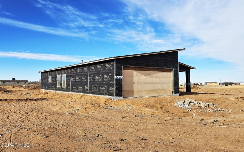 1000 Sunrise Drive, Chaparral, NM 88081, 3 Bedrooms Bedrooms, ,2 BathroomsBathrooms,Residential,For Sale,1000 Sunrise Drive,919740
