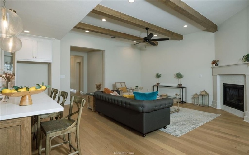 5032 Toscana Loop, Bryan, TX 77802, 4 Habitaciones Habitaciones , ,3 BañosBaños,Residential,En Venta,5032 Toscana Loop,24015787