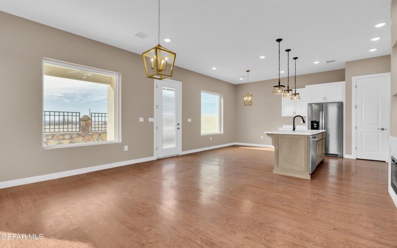 1031 VINTON Avenue unit: 1 #1, Canutillo, TX 79835, 3 Bedrooms Bedrooms, ,2 BathroomsBathrooms,Residential,For Sale,1031 VINTON Avenue unit: 1,919856
