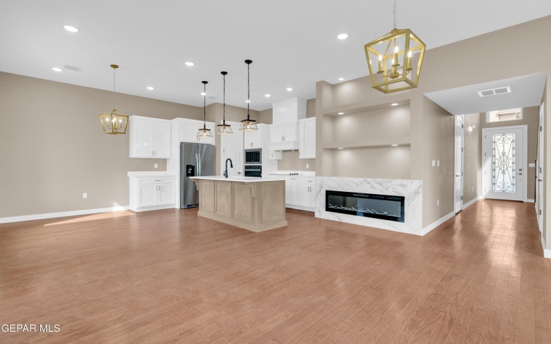 1031 VINTON Avenue unit: 1 #1, Canutillo, TX 79835, 3 Bedrooms Bedrooms, ,2 BathroomsBathrooms,Residential,For Sale,1031 VINTON Avenue unit: 1,919856