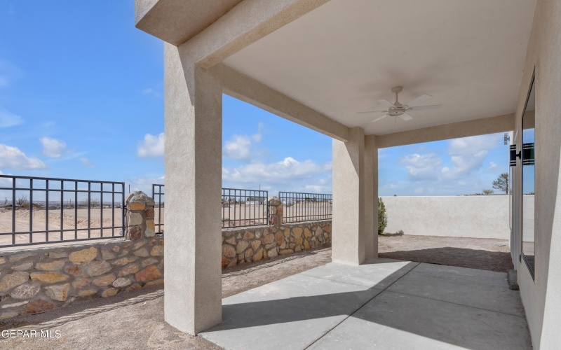 1031 VINTON Avenue unit: 1 #1, Canutillo, TX 79835, 3 Bedrooms Bedrooms, ,2 BathroomsBathrooms,Residential,For Sale,1031 VINTON Avenue unit: 1,919856