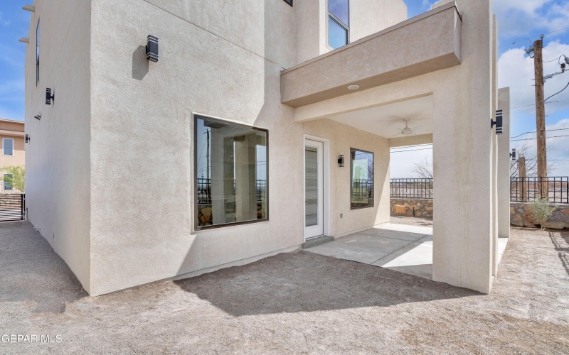 1031 VINTON Avenue unit: 1 #1, Canutillo, TX 79835, 3 Bedrooms Bedrooms, ,2 BathroomsBathrooms,Residential,For Sale,1031 VINTON Avenue unit: 1,919856