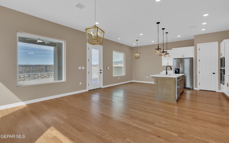 1031 VINTON Avenue unit: 16 #16, Canutillo, TX 79835, 3 Bedrooms Bedrooms, ,2 BathroomsBathrooms,Residential,For Sale,1031 VINTON Avenue unit: 16,919869