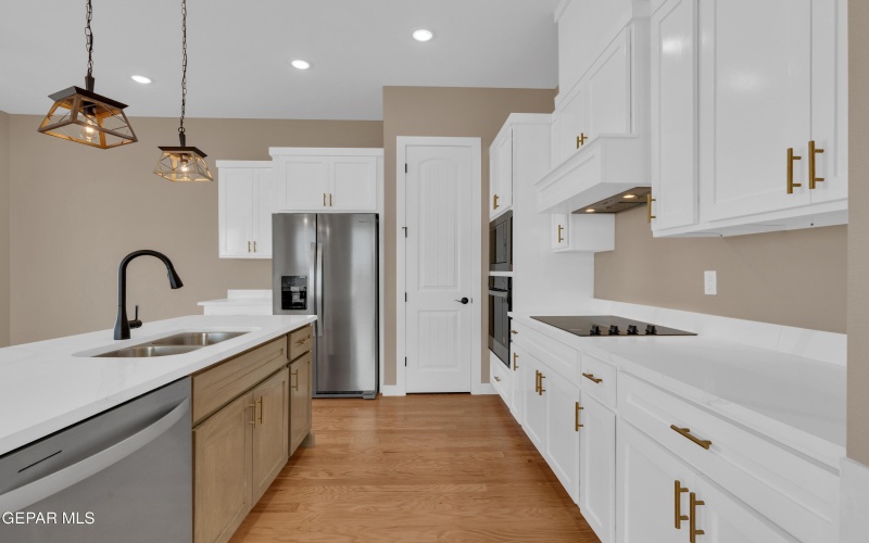 1031 VINTON Avenue unit: 16 #16, Canutillo, TX 79835, 3 Bedrooms Bedrooms, ,2 BathroomsBathrooms,Residential,For Sale,1031 VINTON Avenue unit: 16,919869