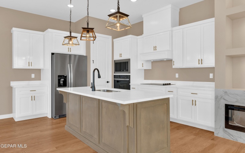 1031 VINTON Avenue unit: 16 #16, Canutillo, TX 79835, 3 Bedrooms Bedrooms, ,2 BathroomsBathrooms,Residential,For Sale,1031 VINTON Avenue unit: 16,919869