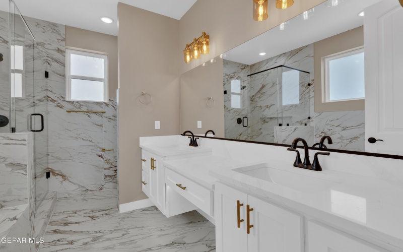 1031 VINTON Avenue unit: 16 #16, Canutillo, TX 79835, 3 Bedrooms Bedrooms, ,2 BathroomsBathrooms,Residential,For Sale,1031 VINTON Avenue unit: 16,919869