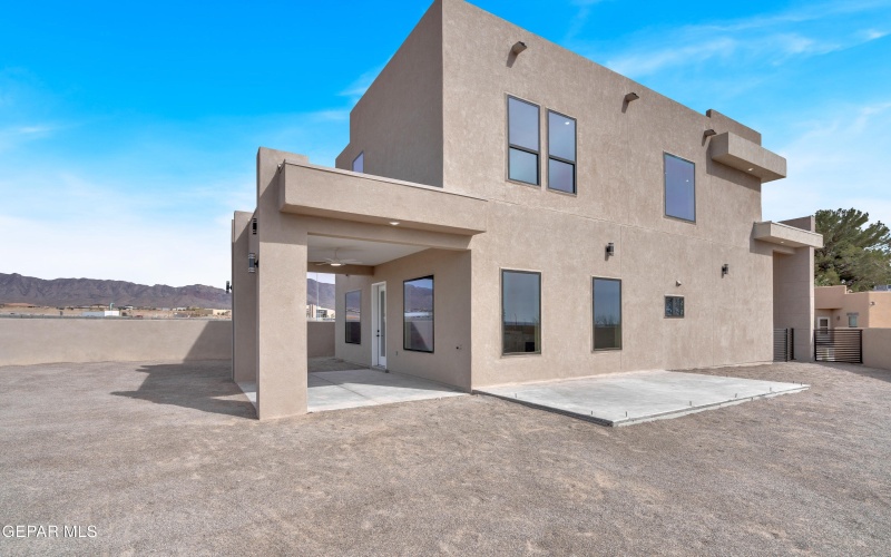 1031 VINTON Avenue unit: 16 #16, Canutillo, TX 79835, 3 Bedrooms Bedrooms, ,2 BathroomsBathrooms,Residential,For Sale,1031 VINTON Avenue unit: 16,919869